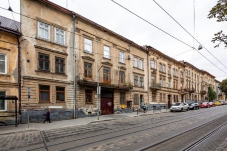 Будинок на вул. Замарстинівській у Львові, де розташовані апартаменти