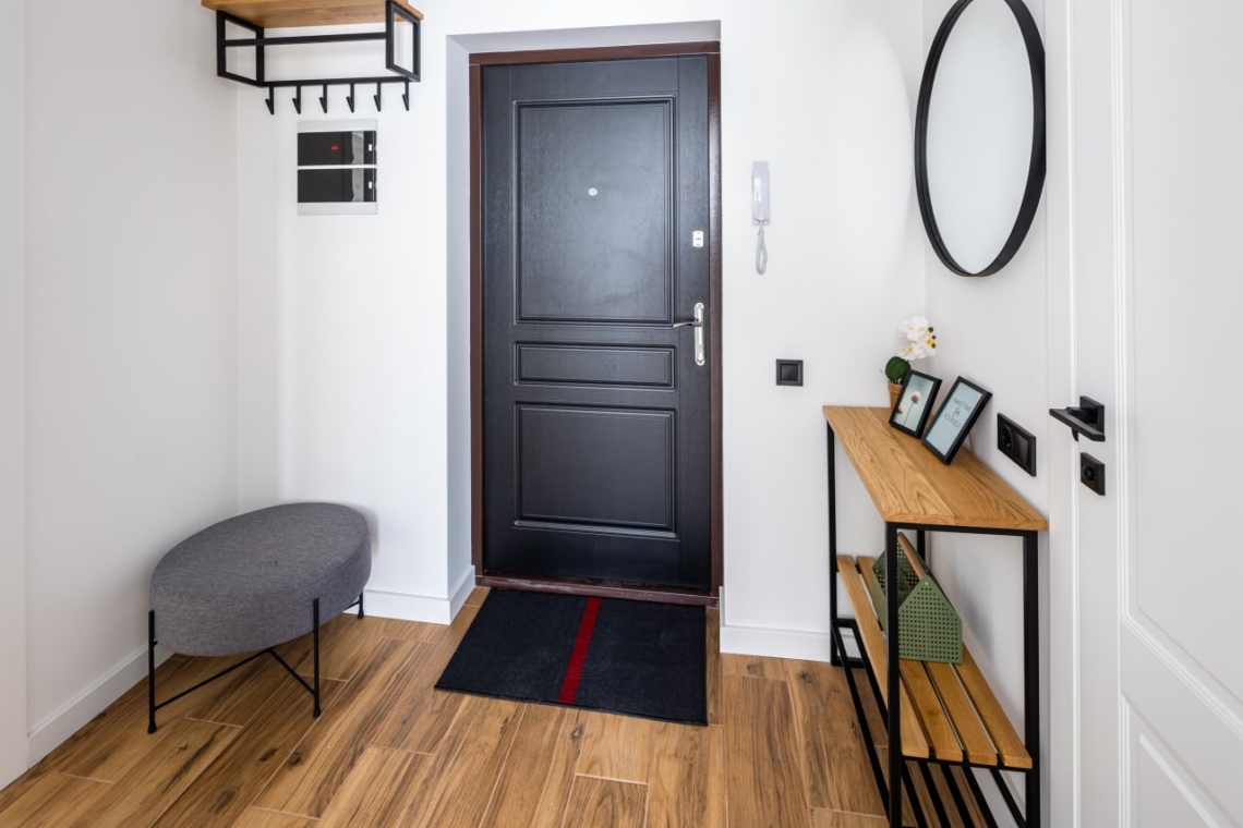 Коридор однокімнатної подобової квартири у Львові в жк Семицвіт.