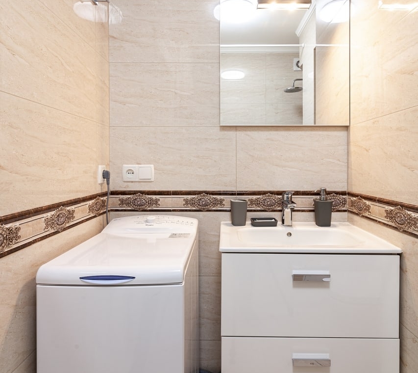 Ванна кімната у двокімнатній подобовій квартирі у Львові на Куліша.